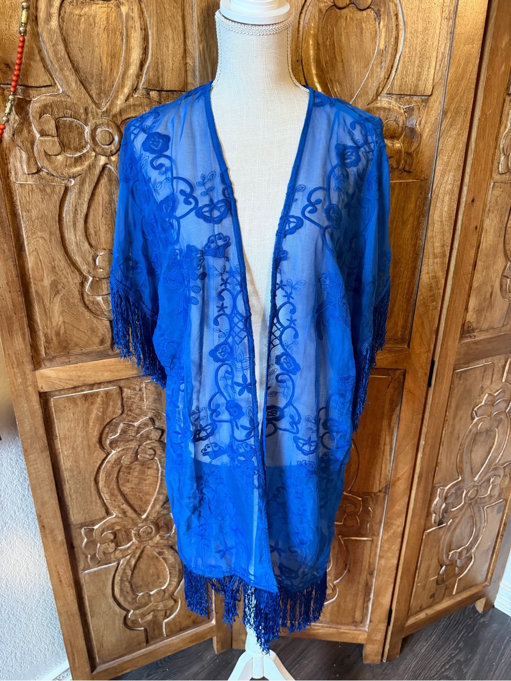 Rockin C royal blue fringe kimono.